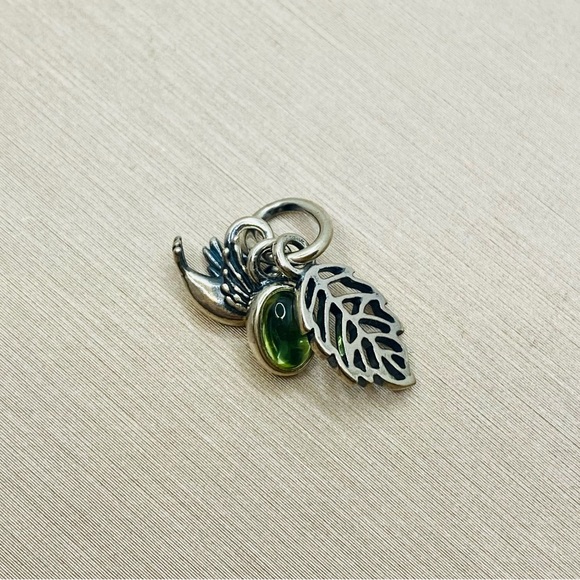 EUC Pandora 791214PE Sterling Silver Forest Trinity Pendant w/ Peridot - Picture 5 of 9